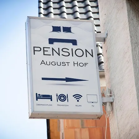 August Hof *